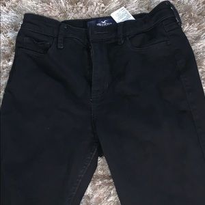 Brand new black hollister jeans size 1R